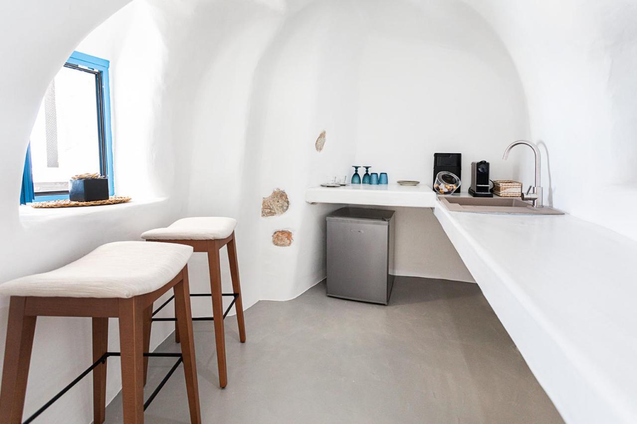 Rafael' S Mediteranian Cave Suites Firostefani Exteriör bild